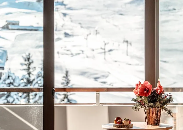 Hotel Alpes Du Pralong 5*