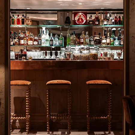 デュ プラロン 5* クールシュヴェル