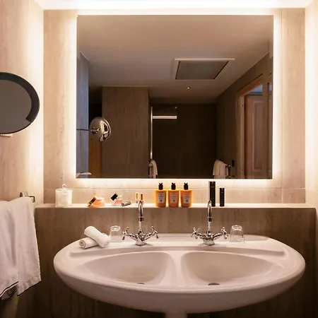 デュ プラロン ホテル クールシュヴェル